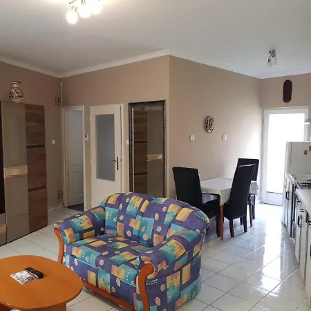 Apartment Belvarosi Apartman Eger